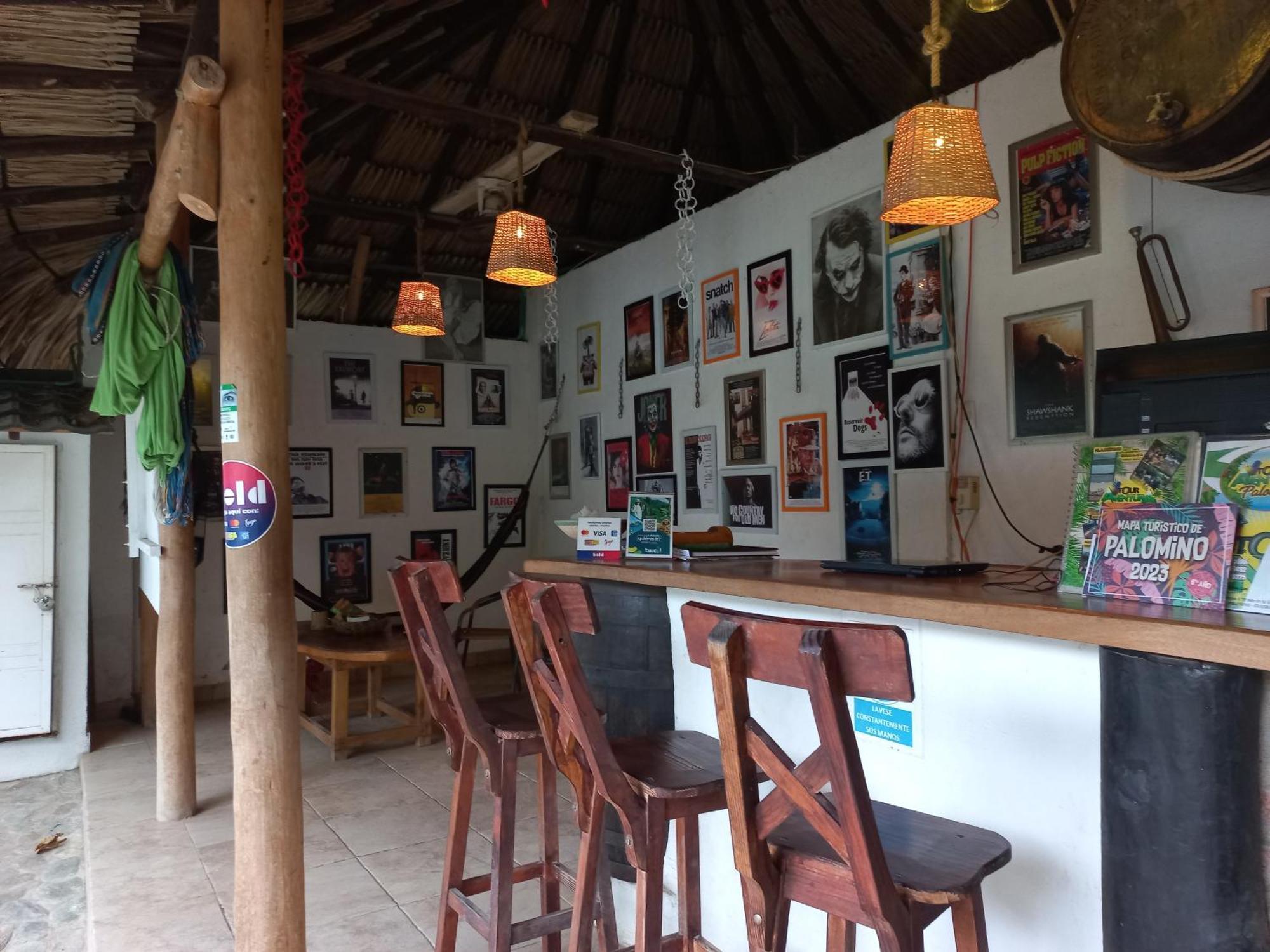 El Leon Feliz Palomino Otel Dış mekan fotoğraf